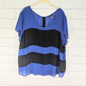 Torrid Blue/Black Colorblocked Lightweight Button Back Blouse